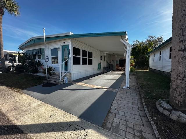 657 Poinsettia Drive a Largo, FL Mobile or Manufactured Home for Sale